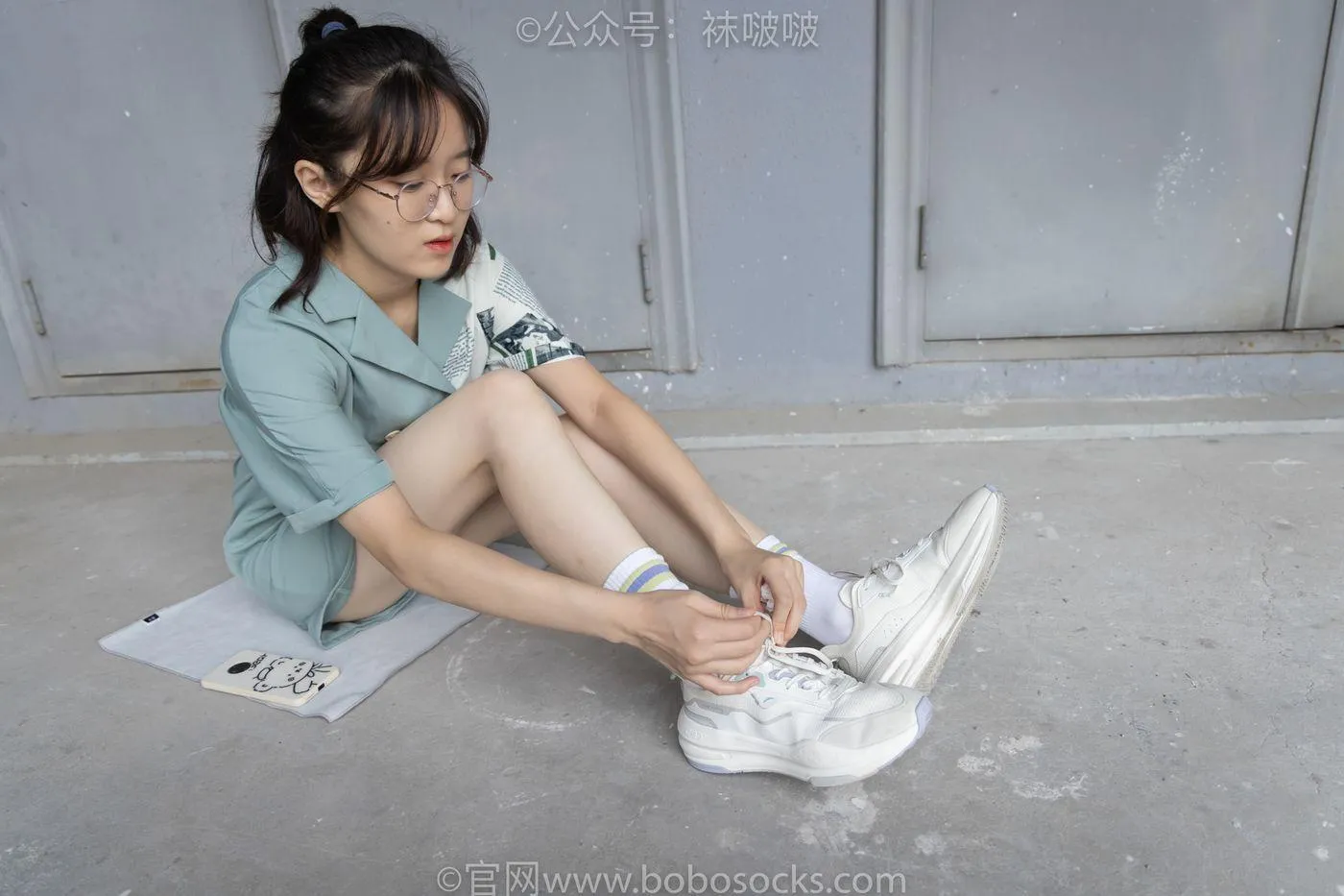 [BoBoSocks袜啵啵]NO.025 熊熊-安踏运动鞋、白色棉袜（踩脏）、裸足 [146P]插图9